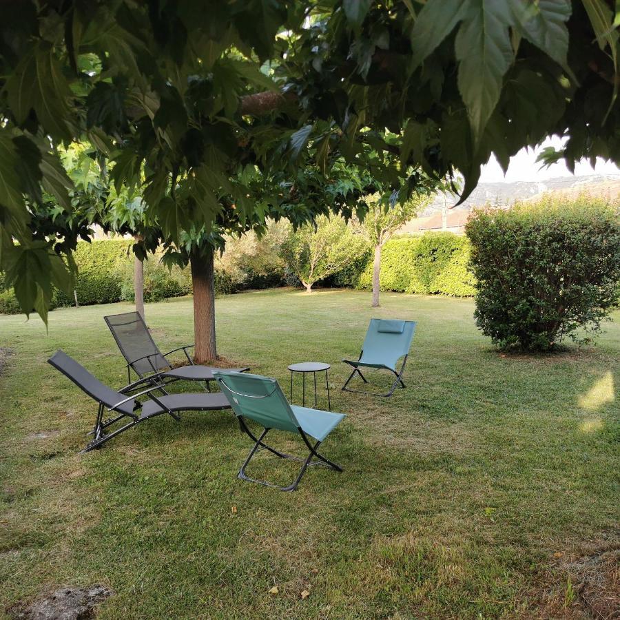 Aux Portes Du Luberon Cheval-Blanc Eksteriør billede